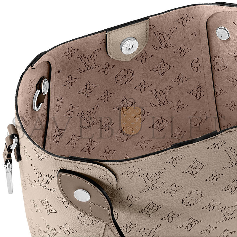 LOUIS VUITTON HINA PM M54351 (23*21*13cm) LOUIS VUITTON HINA PM M54351 (23*21*13cm)